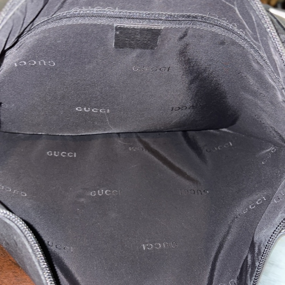 GUCCI Vintage Hobo Half Moon Bag - Picture 13 of 16